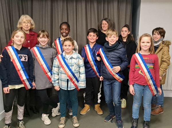 Les membres du Conseil Municipal des enfants 